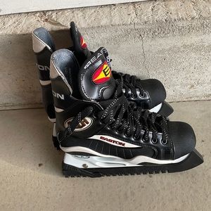 Easton Hockey skates (8 1/2)